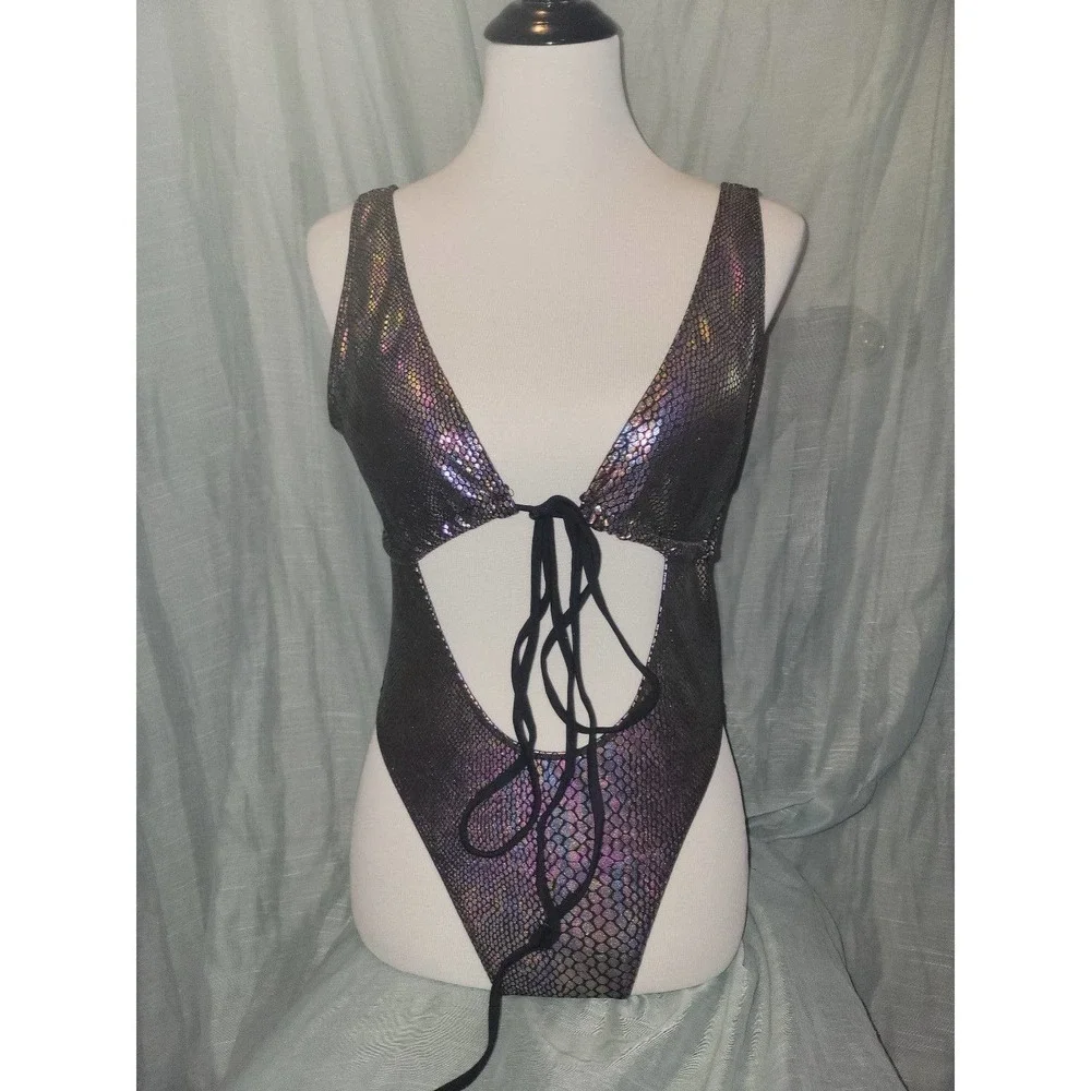 NWOT Snakeskin metallic Swimsuit large